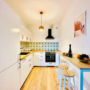 https://cosy-stay-okcie.warsawhotelspoland.com