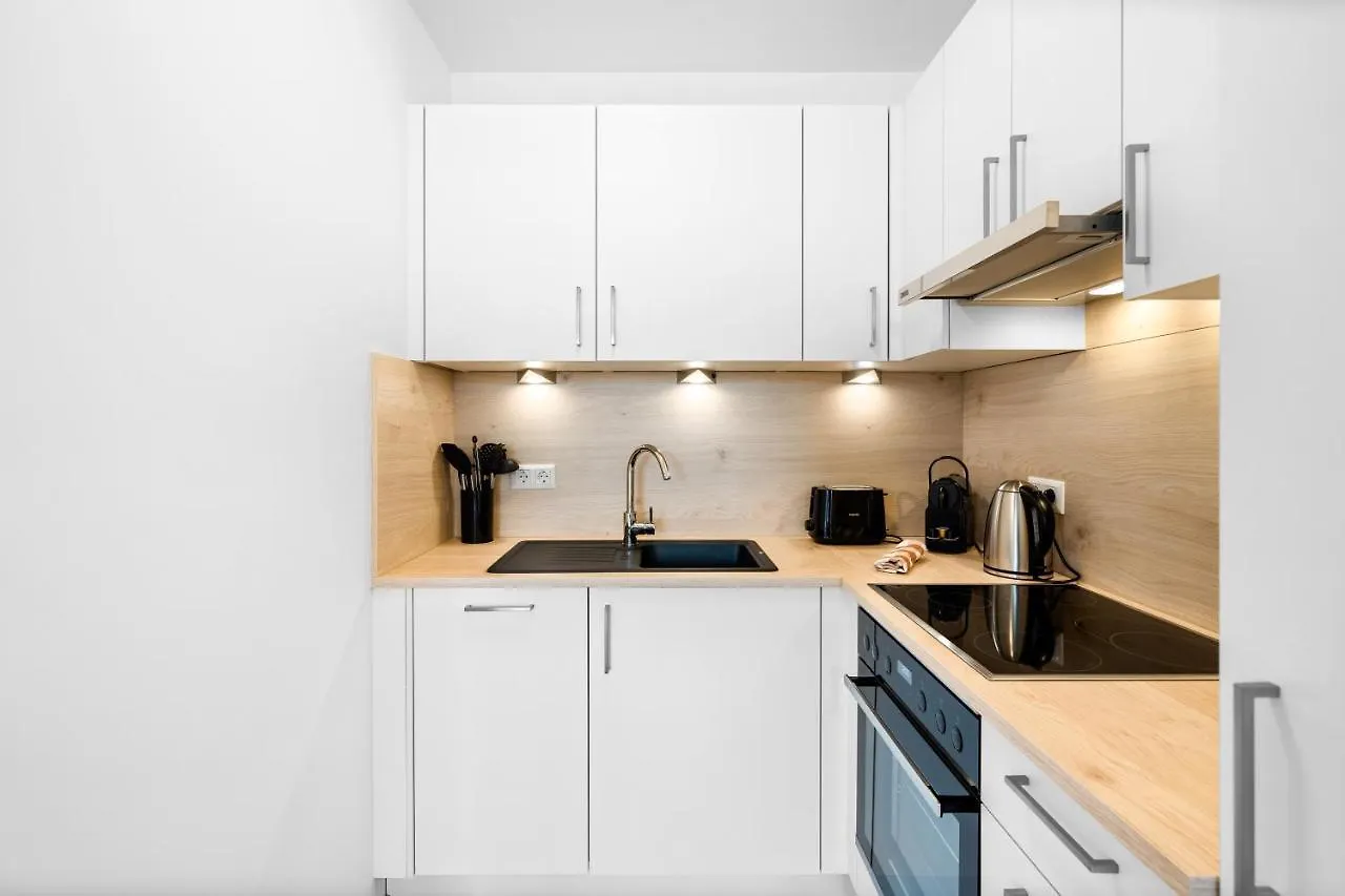 Ding Design Apartments In Brigittenau Wien 0*,