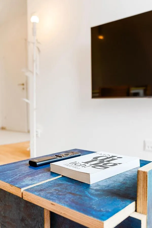 Ding Design Apartments In Brigittenau Wien 0*,